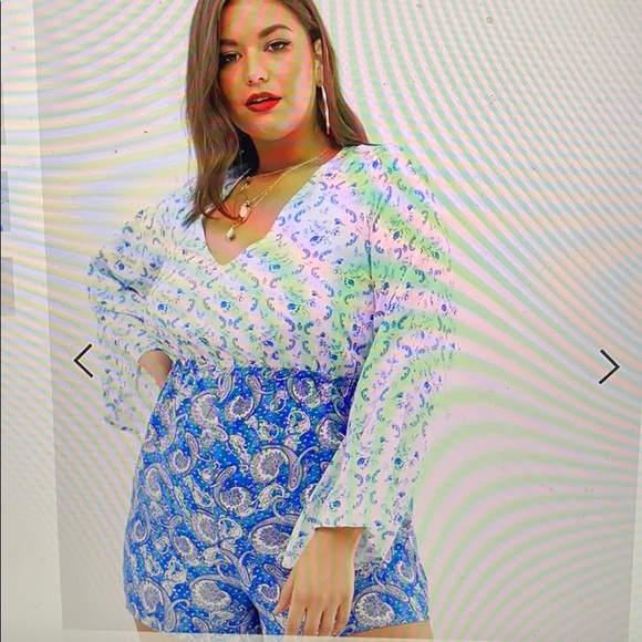 ASOS Design Curve Beach Romper in mixed Paisley - Picture 4 of 4